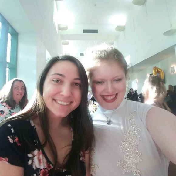 Meet your Posher, Abby - Picture 1 of 1